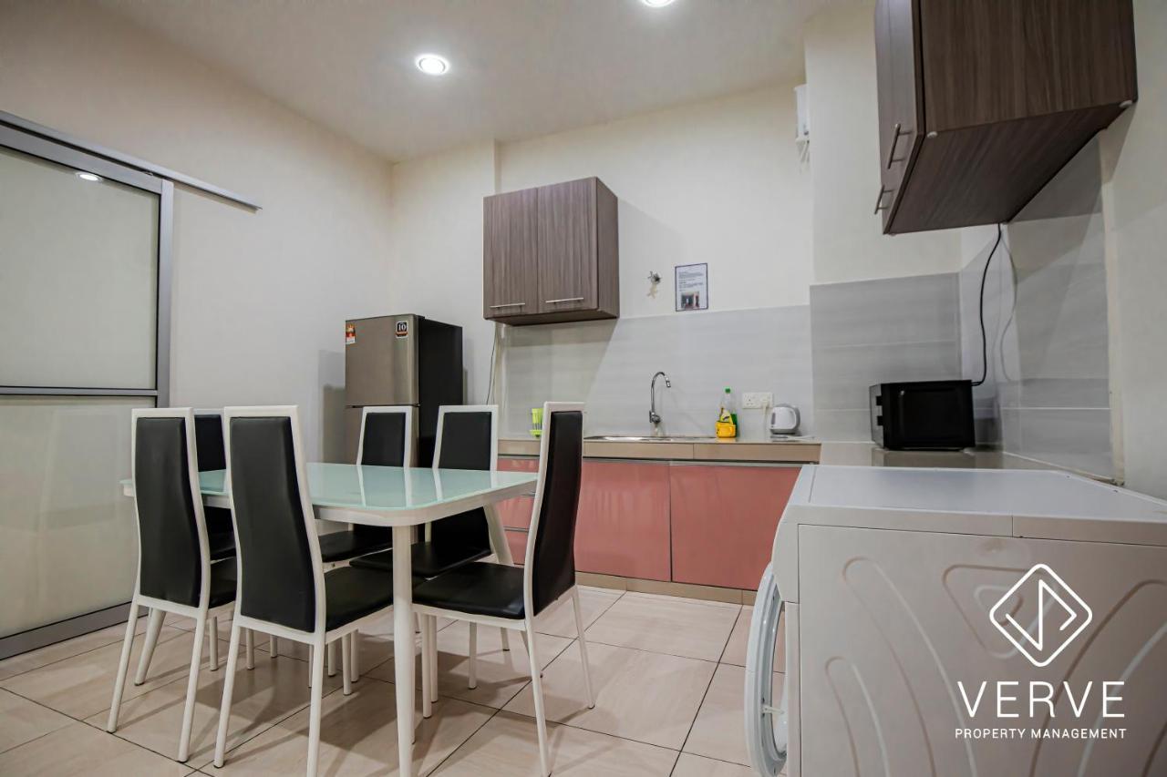 Octagon Premium By Verve Apartment *